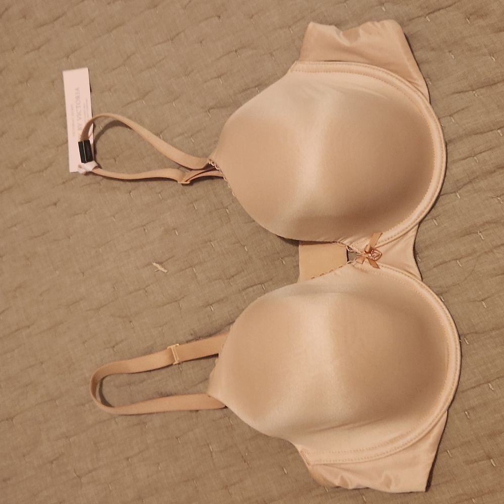 Victoria's secret bra 38 C